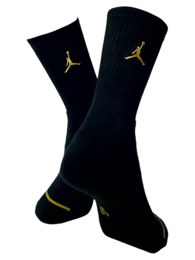 meia jordan dourada