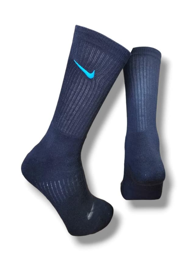 meia nike algodão logo azul bordado preta